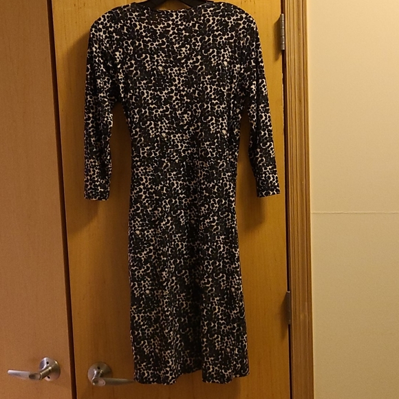 H&M quarter sleeve wrap dresses - Picture 2 of 2